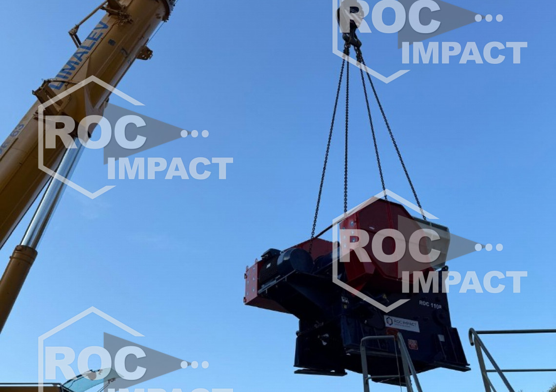 Installation of a new ROC 1108 HYD jaw crusher